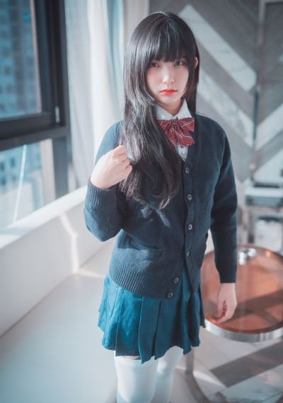 欧洲美女与动交ZoZ00视频_BD韩语手机在线看