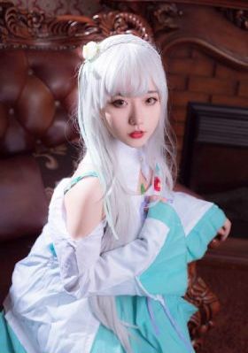 曰批免费视频_4K全集在线观看